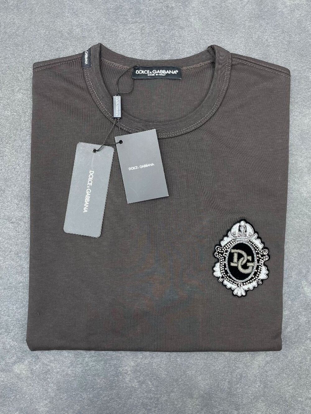 Dolce & Gabbana Men’s Brown DG Crest Logo Patch T-Shirt- Size 52 (XL)